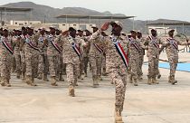 رژه نظامیان تجزیه‌طلب یمنی در عدن؛ این نیروها به تازگی از سوی امارات به خدمت گرفته شده‌اند.