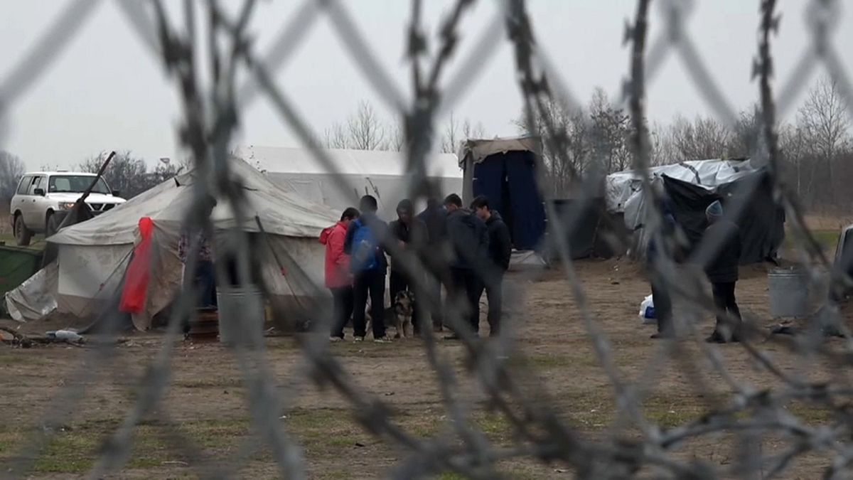 Comissão Europeia contra políticas de migração da Hungria