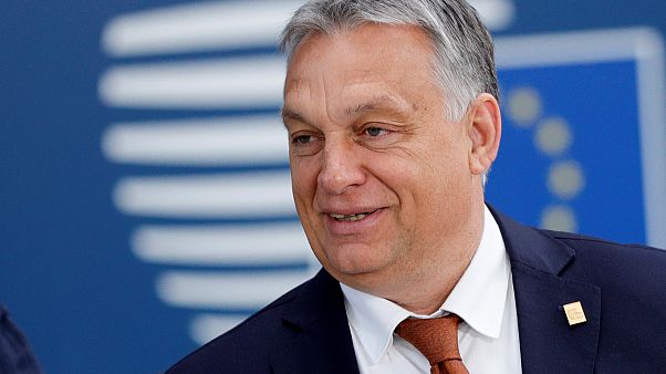 El Primer Ministro húngaro Viktor Orban llega para participar en una cumbre de líderes de la Unión Europea, en Bruselas, Bélgica, el 2 de julio de 2019. El Primer Ministro húngaro Viktor Orban llega para participar en una cumbre de líderes de la Unión Europea, en Bruselas, Bélgica, el 2 de julio de 2019.