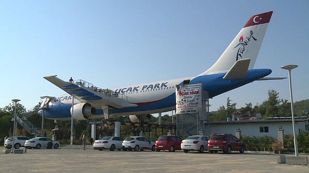 Отобедать на крыле самолета Отобедать на крыле самолета