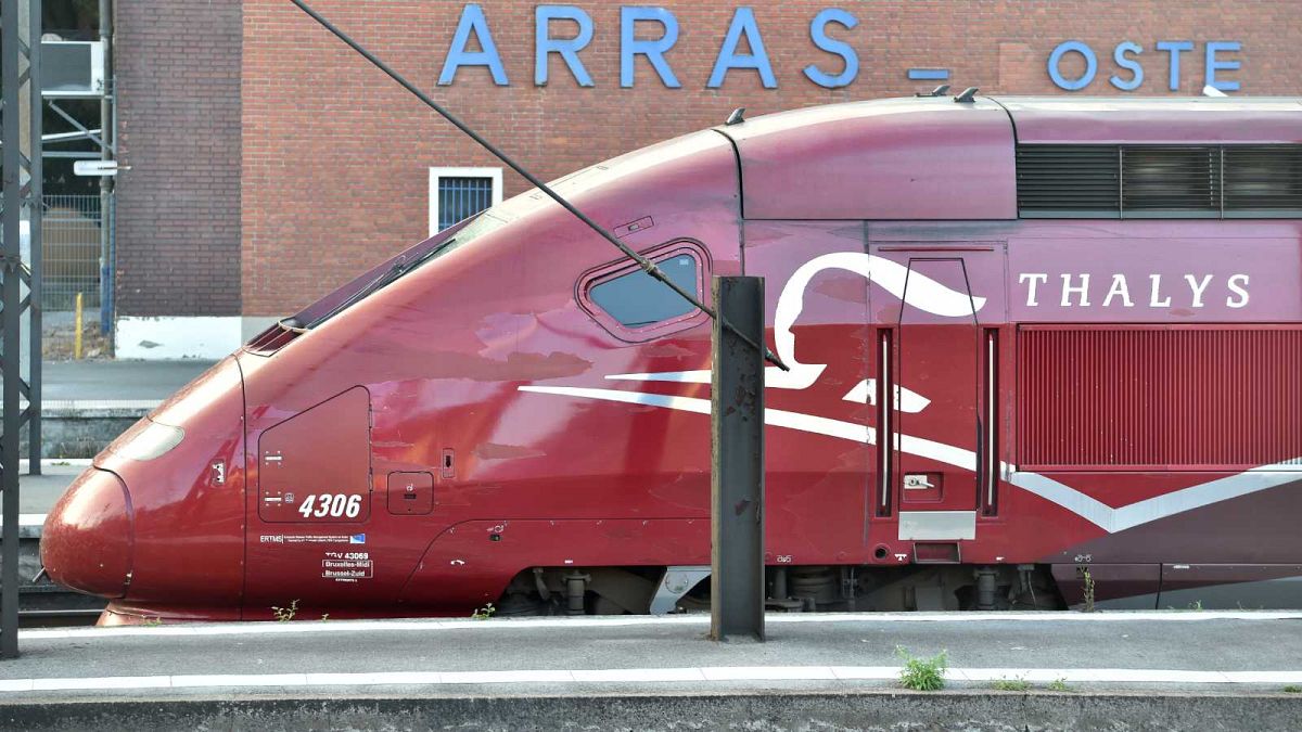 Archives - Un train Thalys en gare d'Arras dans le nord de la France, le 21 août 2015 