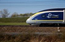 أحد القطارات فائقة السرعة التي تسيرها شركة يوروستار