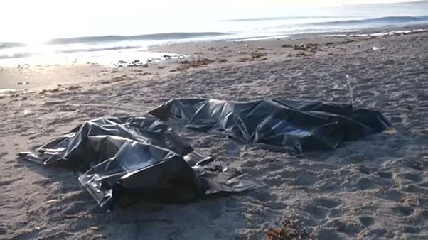 'Las mujeres, las niñas, los niños, todos muertos' en el naufragio del año en el Mediterráneo 'Las mujeres, las niñas, los niños, todos muertos' en el naufragio del año en el Mediterráneo