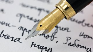  PetarM /Fountain pen writing