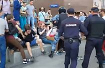 Quase 1400 pessoas detidas num protesto em Moscovo