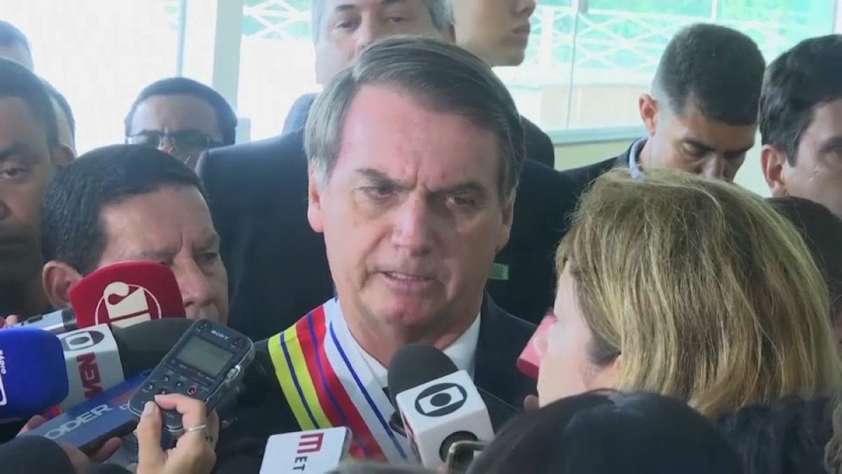 Bolsonaro ameaça jornalista de prisão