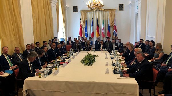 إيران تصف اجتماع فيينا بالبناء والصين تؤكد أن كل الأطراف تسعى للحفاظ على الاتفاق النووي إيران تصف اجتماع فيينا بالبناء والصين تؤكد أن كل الأطراف تسعى للحفاظ على الاتفاق النووي