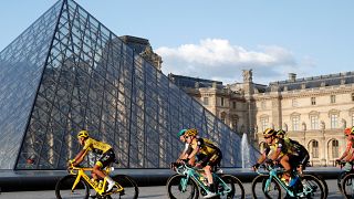 Egan Bernal nyerte a Tour de France-t