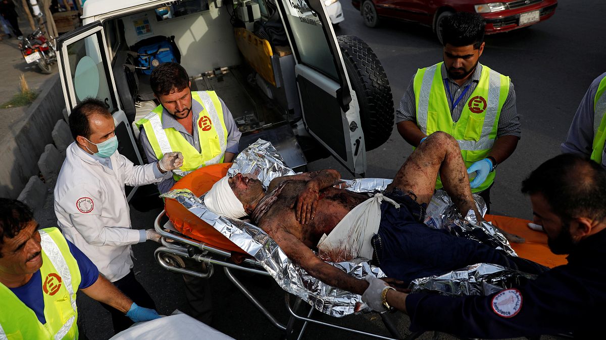 Afganistan'daki bombalı saldırıda yaralananlar hastaneye kaldırıldı