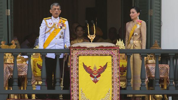 Tayland Kralı Vajiralongkorn'a ait mülkler vergiden muaf tutulacak Tayland Kralı Vajiralongkorn'a ait mülkler vergiden muaf tutulacak