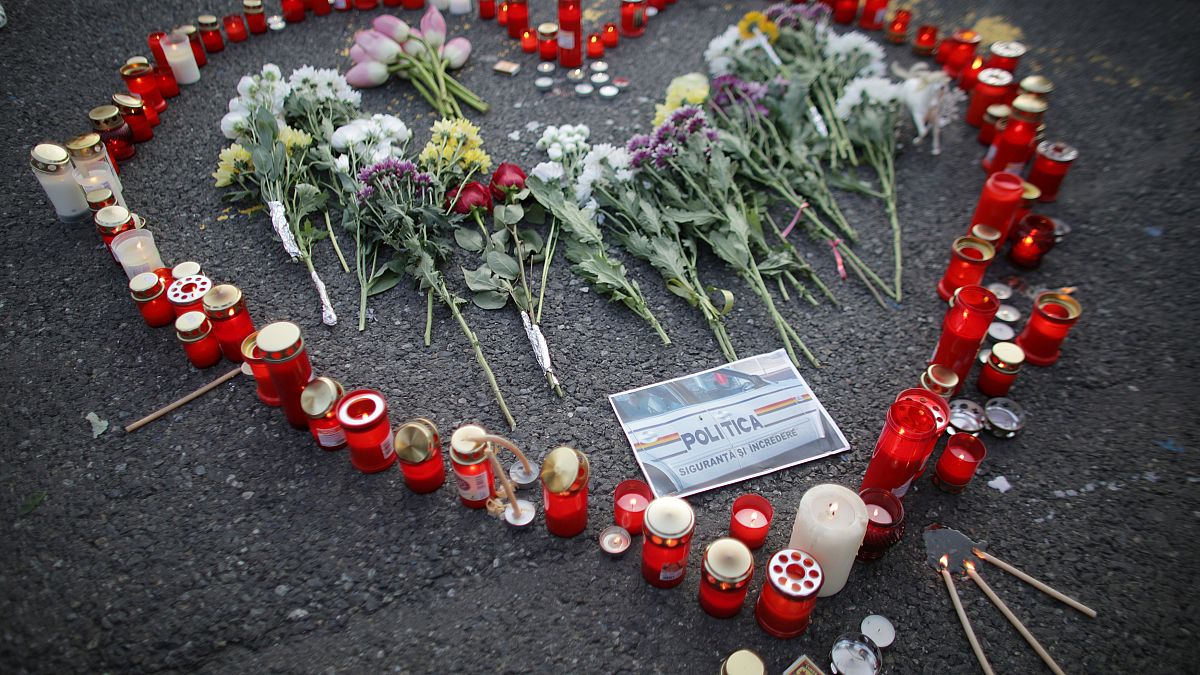 Θρήνος και οργή στη Ρουμανία για την δολοφονία δύο έφηβων κοριτσιών