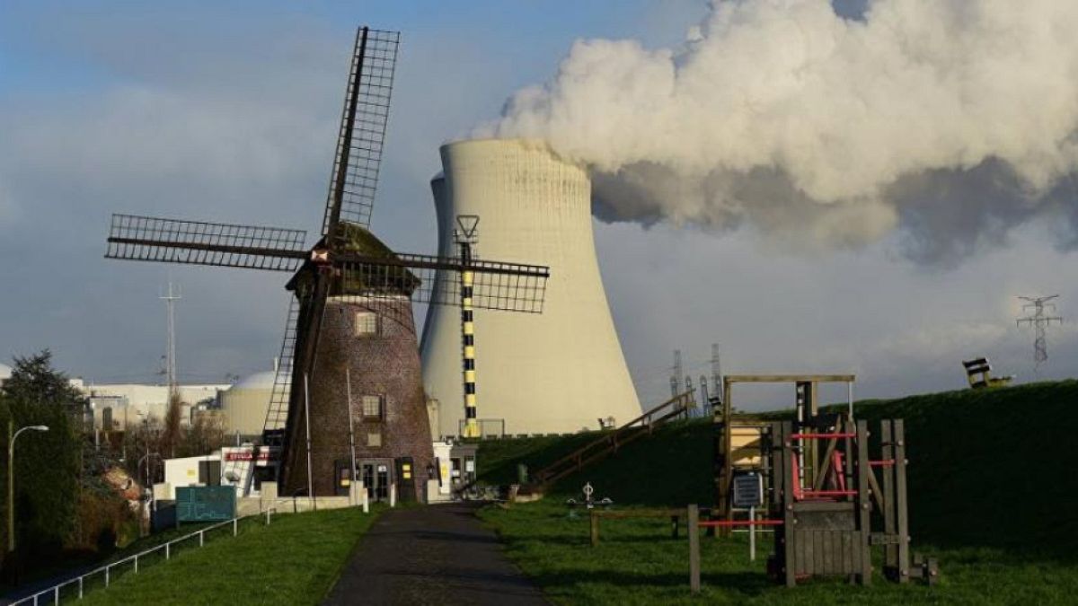 Avrupa Adalet Divanından iki nükleer santralin ömrünü yasa ile uzatan Belçika'ya ceza geldi