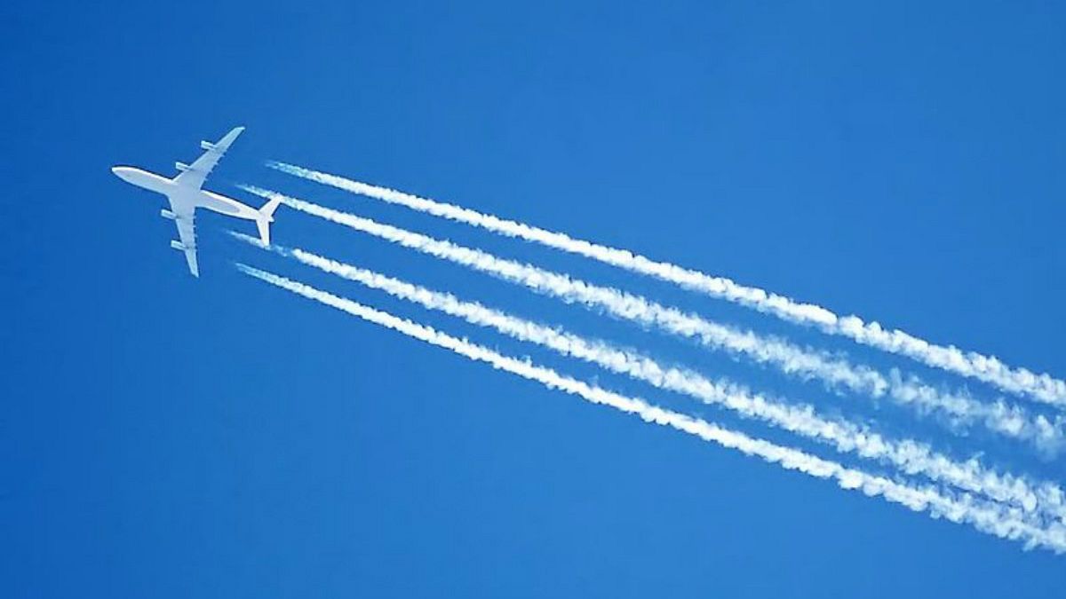  آیا دنباله سفیدرنگ موتور هواپیماها بر تغییرات اقلیمی تاثیر دارد؟ 