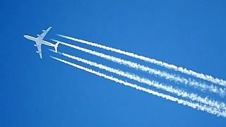  آیا دنباله سفیدرنگ موتور هواپیماها بر تغییرات اقلیمی تاثیر دارد؟