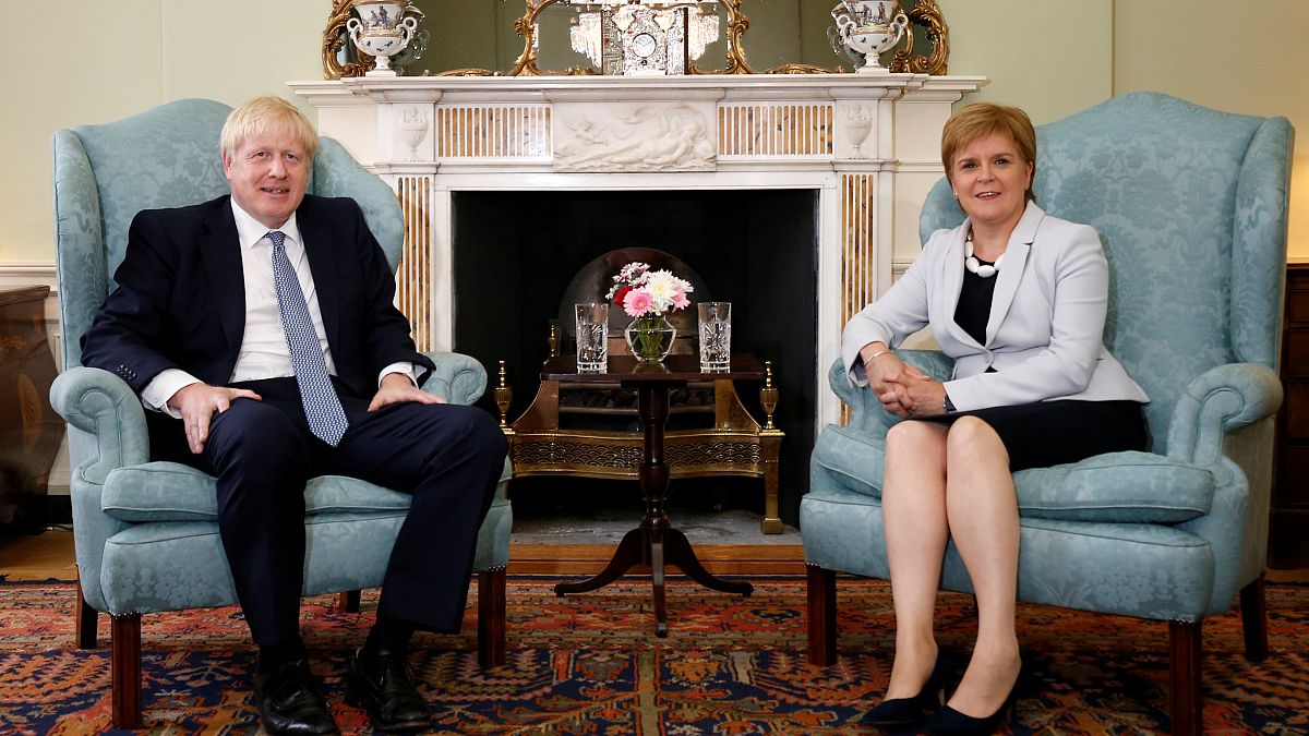 Brexit: Johnson dalla Scozia "tende una mano" a Bruxelles