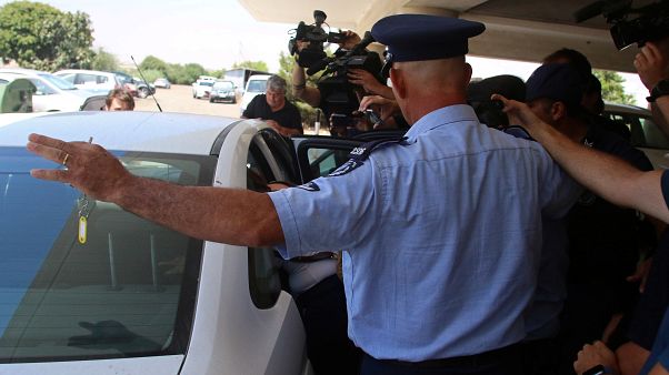 Σε απευθείας δίκη παραπέμφθηκε η 19χρονη Βρετανίδα για τα περί ομαδικού βιασμού Σε απευθείας δίκη παραπέμφθηκε η 19χρονη Βρετανίδα για τα περί ομαδικού βιασμού