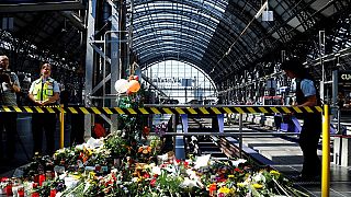 Германия: женщину с ребёнком толкнули под поезд