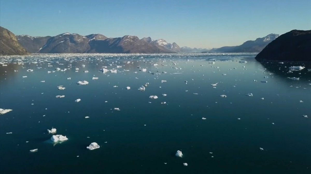 Egy nap alatt 10 milliárd tonna jég olvadt el Grönlandon
