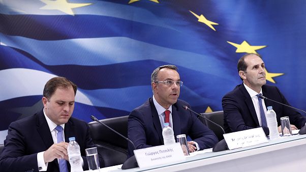Ηλεκτρονική τήρηση βιβλίων από το 2020 – Τι ανακοίνωσαν ΥΠΟΙΚ και ΑΑΔΕ Ηλεκτρονική τήρηση βιβλίων από το 2020 – Τι ανακοίνωσαν ΥΠΟΙΚ και ΑΑΔΕ