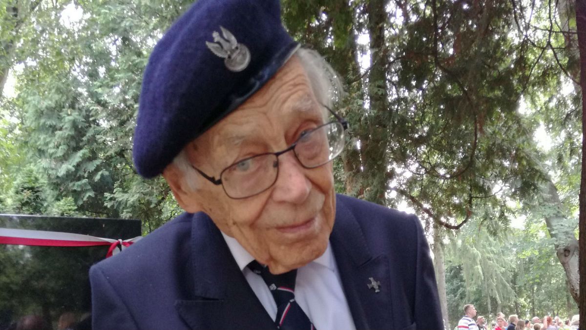 Ο 96χρονος βετεράνος της Εξέγερσης στη Βαρσοβία μιλάει στο euronews