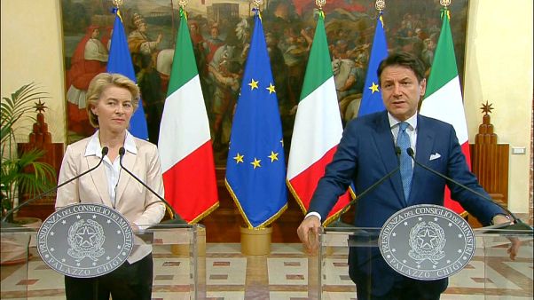 Immigrazione, Conte a Von der Leyen: "Bisogna rivedere Dublino" Immigrazione, Conte a Von der Leyen: "Bisogna rivedere Dublino"