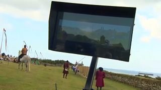 شاهد: استخدام تقنية الفيديو "فار" في رياضة من العصور الوسطى!