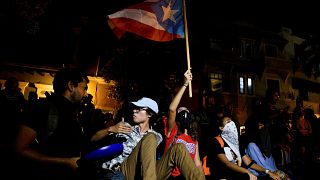 Puerto Rico: Neuer Gouverneur vereidigt - Hunderte protestieren