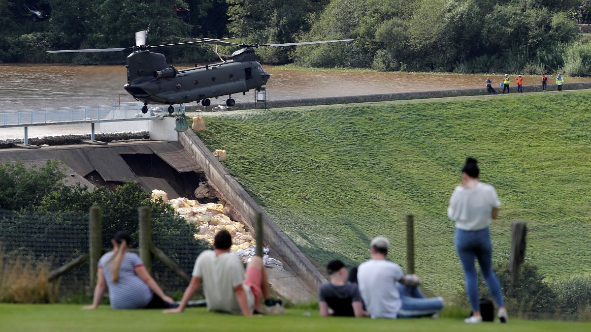 England: Drohender Dammbruch - 6500 Menschen evakuiert