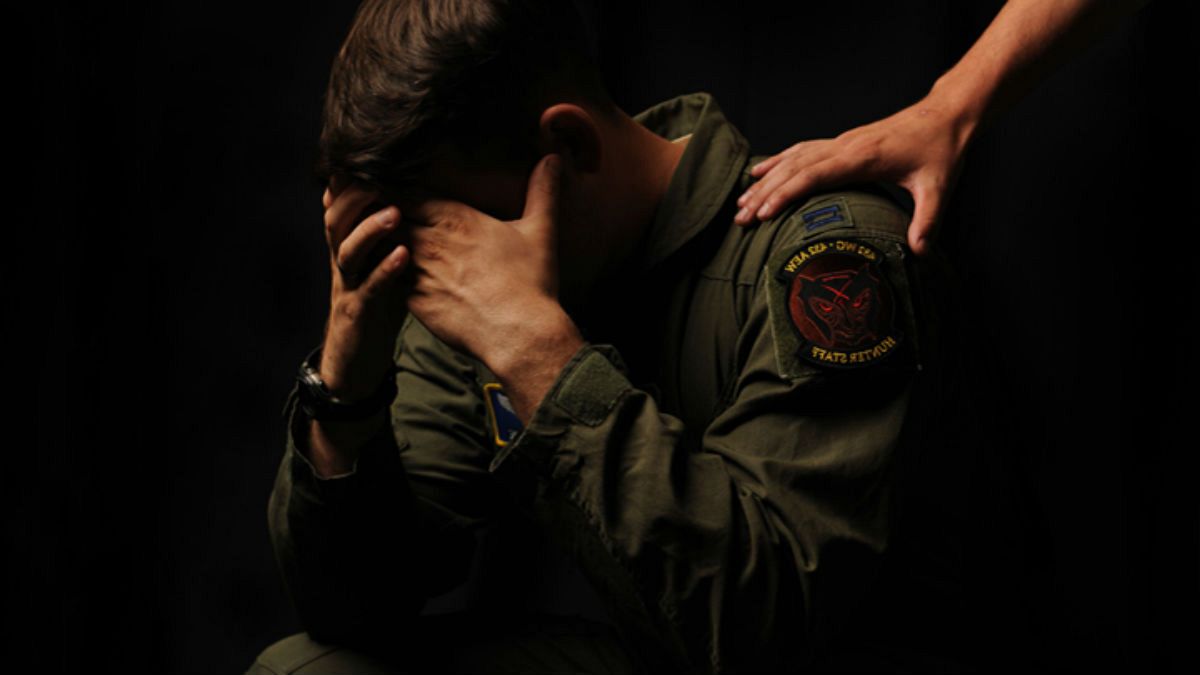 فرمانده نیروی‌ هوایی آمریكا: خودکشی بیش‌ از هر دشمنی هوانوردان ما را می‌کشد