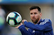 Yıldız futbolcu Lionel Messi'ye 3 ay uluslararası turnuvalardan men cezası