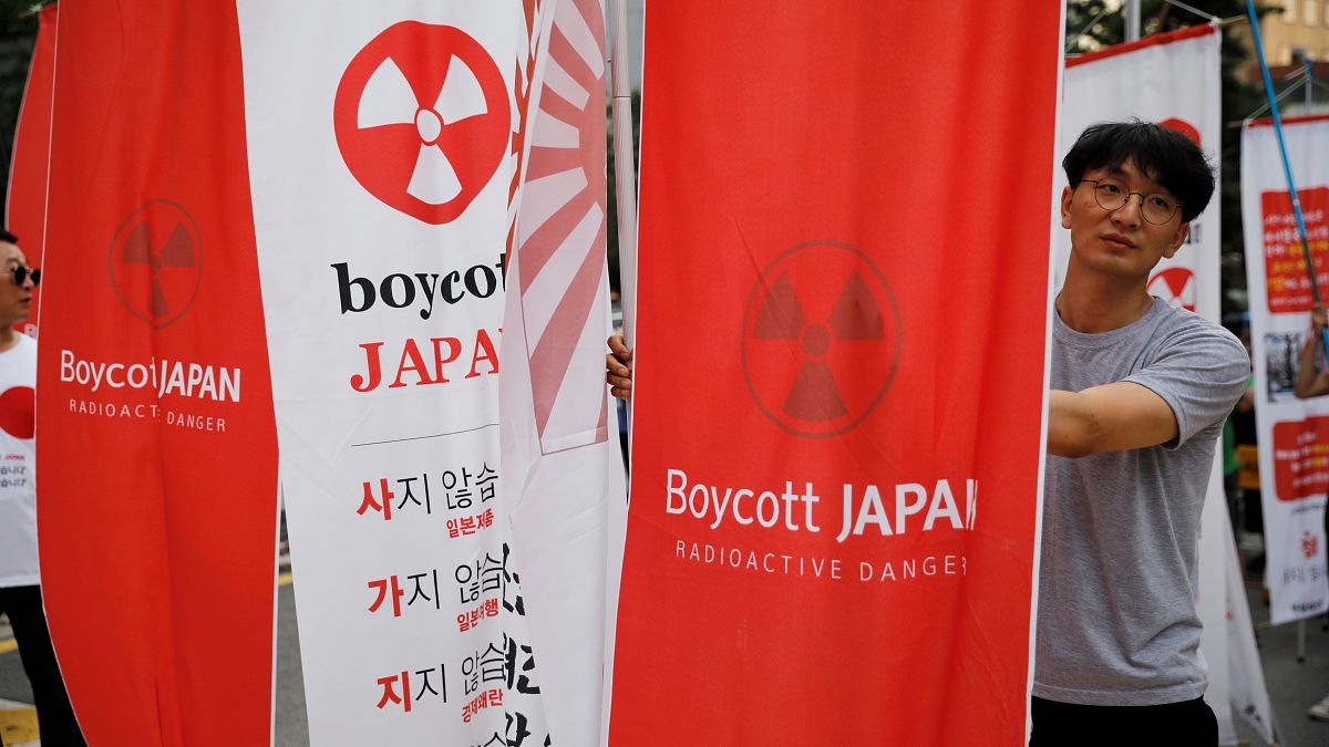 Protests erupt as relations cool between Japan and South Korea