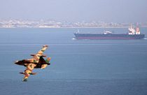 تحطم مقاتلة إيرانية فوق مياه الخليج 