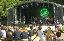 Más de mil jóvenes debaten sobre las protestas del clima