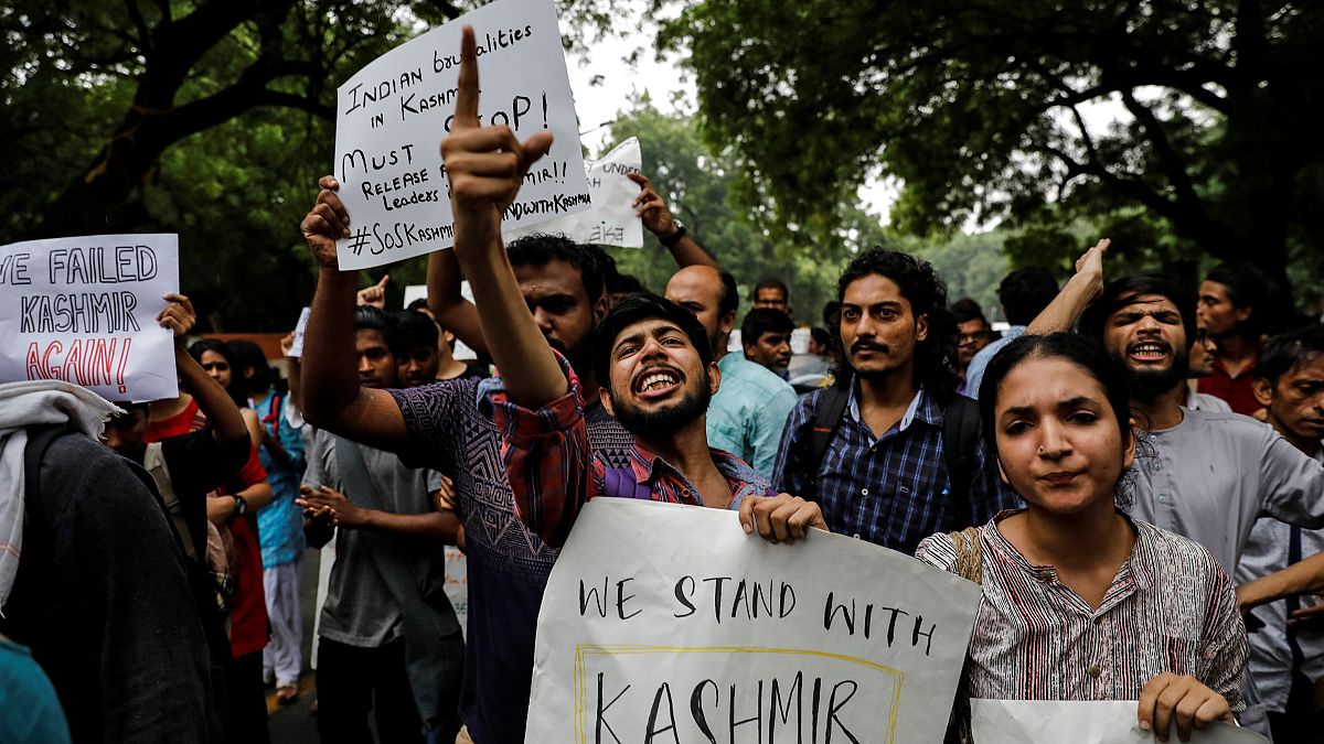 L'India cancella l'autonomia del Kashmir, si temono proteste