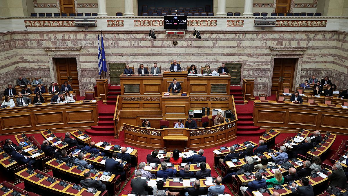 Βουλή: Σε υψηλούς τόνους η συζήτηση του νομοσχεδίου για το «επιτελικό κράτος»