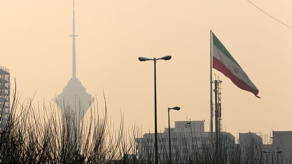تهدید ایران به اجرای گام سوم کاهش تعهداتش: دیگر برجامی باقی نمیماند تهدید ایران به اجرای گام سوم کاهش تعهداتش: دیگر برجامی باقی نمیماند