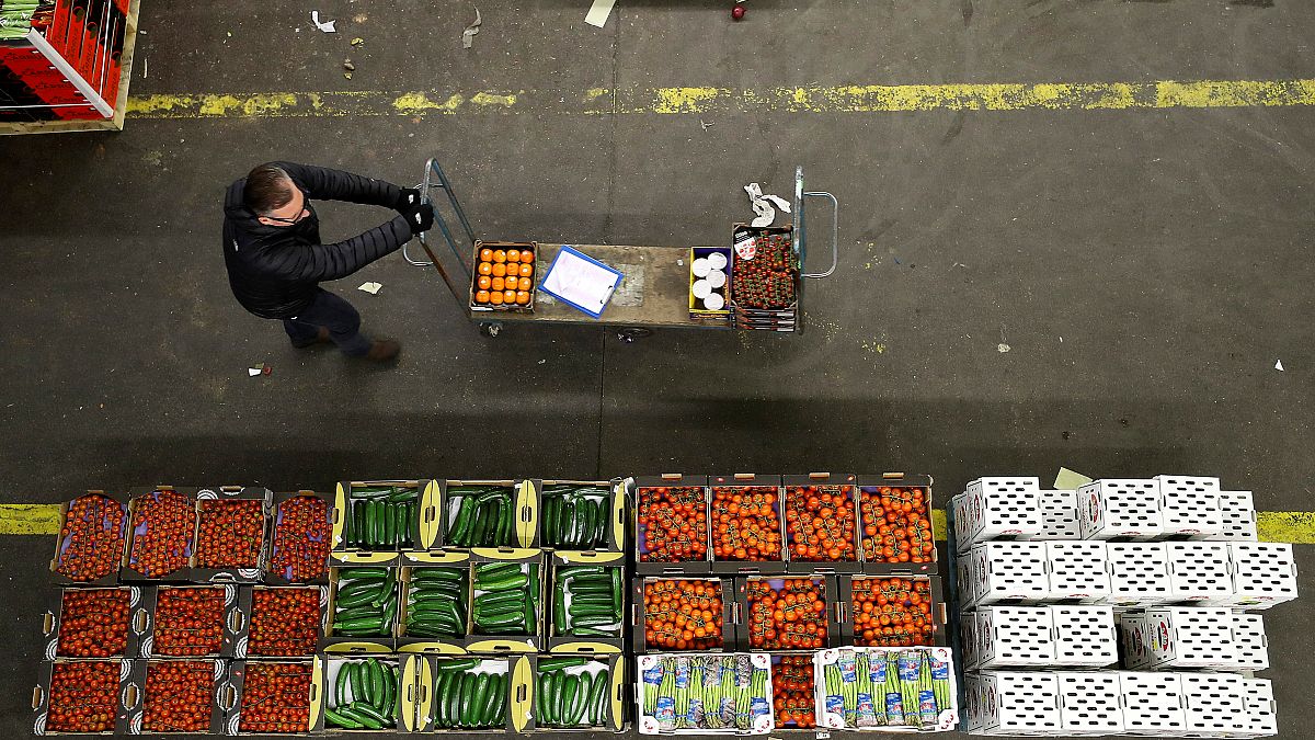Un Brexit sin acuerdo podría llevar a escasez de productos alimentarios en el Reino Unido