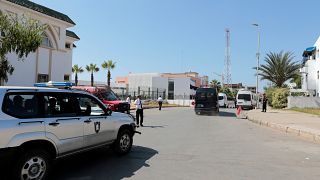 موكب تابع للأمن المغربي ناقلاً المتهم بقتل السائحتين الأجنبيتين في كانون الأول/ديسمبر الماضي