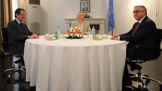 Έτοιμοι για τριμερή με ΓΓ του ΟΗΕ δήλωσαν Αναστασιάδης και Ακιντζί