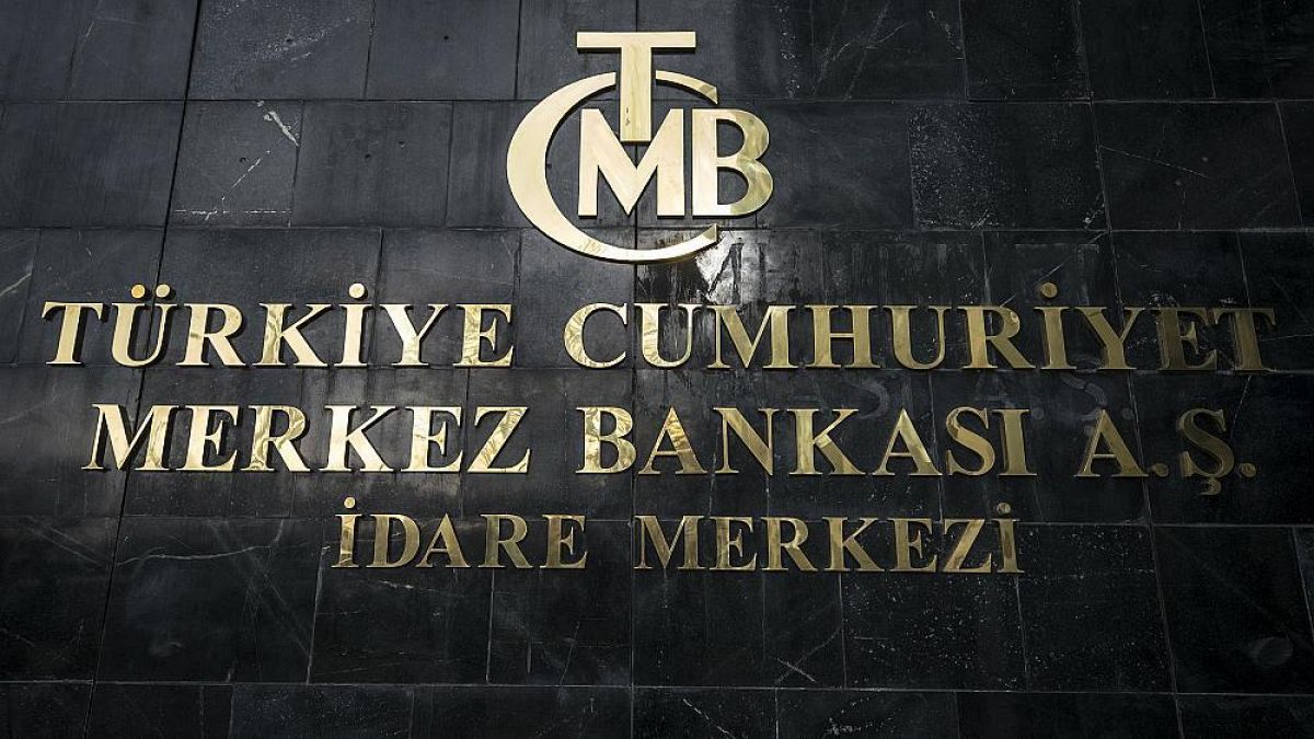 Merkez Bankası’nda üst düzey yöneticiler görevden alındı