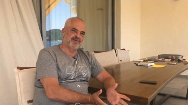 Ράμα κατά της αντιπολίτευσης Ράμα κατά της αντιπολίτευσης