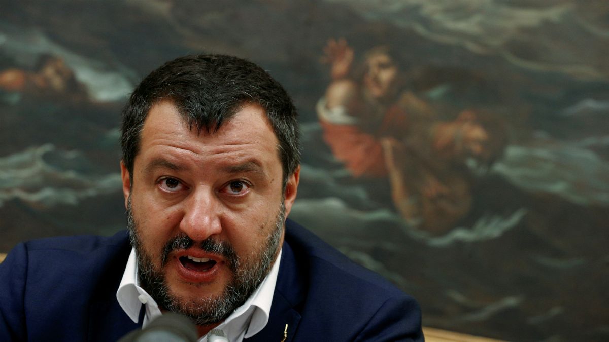 ماتيو سالفيني وزير الداخلية الإيطالية ورئيس حزب الرابطة اليميني المتطرف