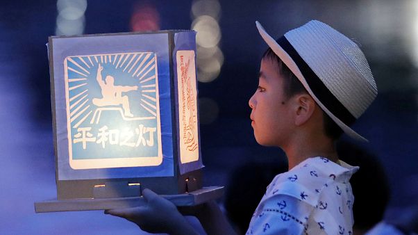 Nagasaki si è fermata per commemorare le vittime della bomba atomica Nagasaki si è fermata per commemorare le vittime della bomba atomica