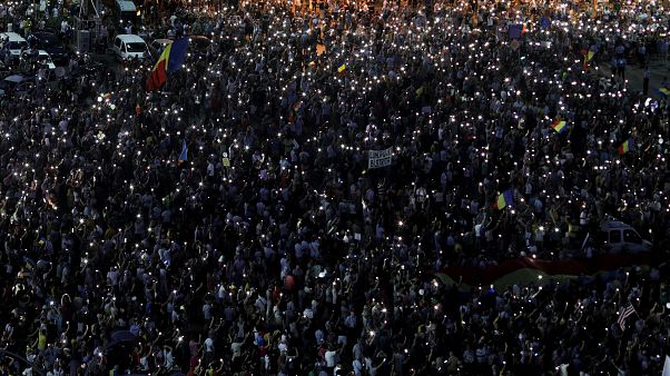 Thousands rally in Bucharest on anniversary of violent protest Thousands rally in Bucharest on anniversary of violent protest