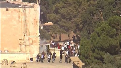 Israeli police clash with Palestinians at Eid al-Adha gathering in Jerusalem