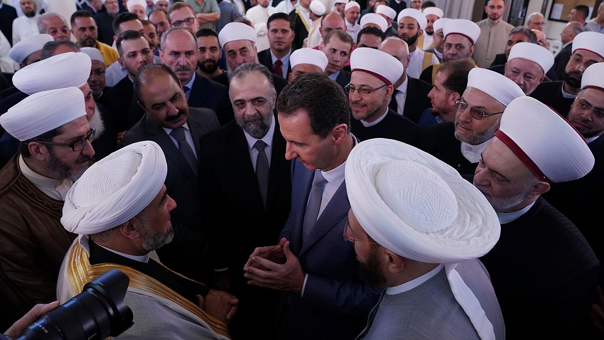 الرئيس السوري بشار الأسد بجامع الأفرم في دمشق في أول أيام عيد الأضحى. 11/آب 2019