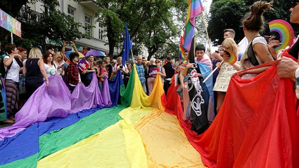 Békés melegfelvonulás sok rendőrrel Płockban Békés melegfelvonulás sok rendőrrel Płockban
