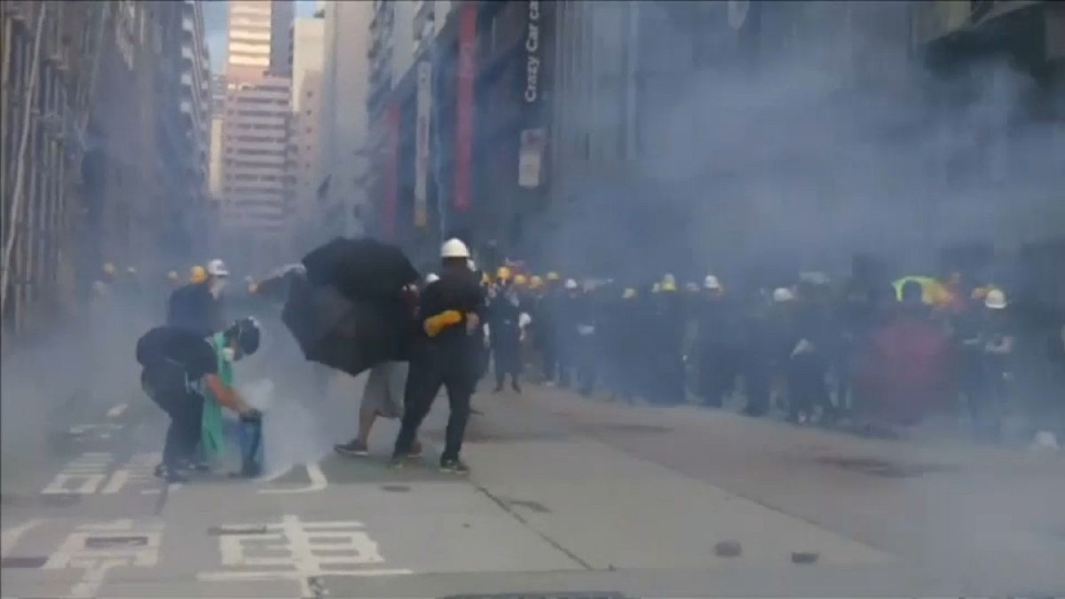 Νέες διαδηλώσεις και επεισόδια στο Χόνγκ Κονγκ