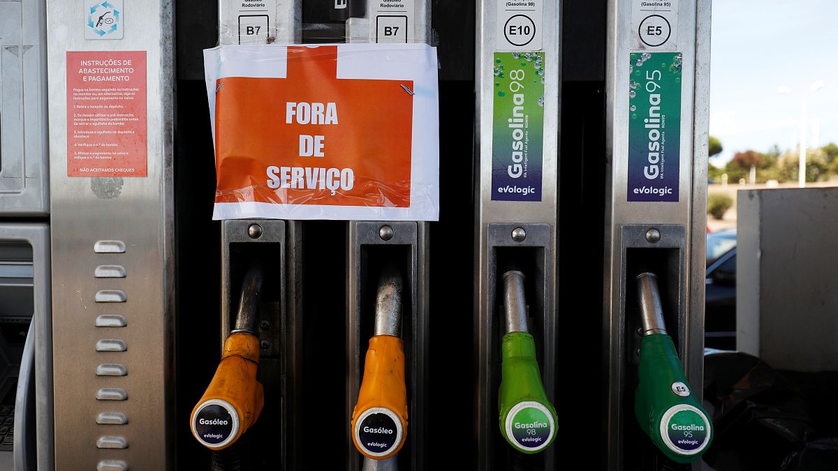 Racionamiento de combustible en Portugal por la huelga de transportistas