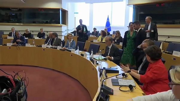 Moscovici confía en la democracia italiana para superar la incertidumbre política Moscovici confía en la democracia italiana para superar la incertidumbre política
